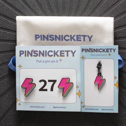pinsnickety lightning bolt horse show number pins and bonnet bridle braid charms in a set